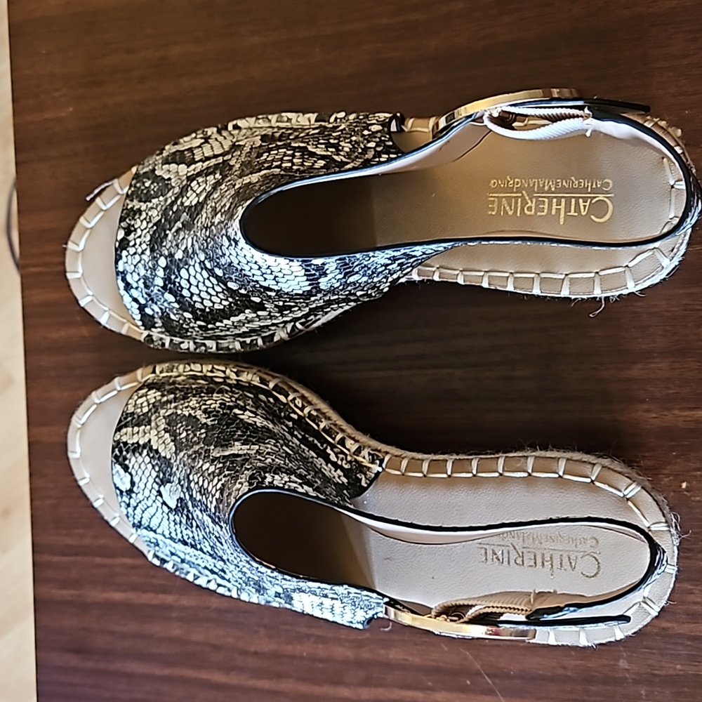 Espadrille, Beautiful Never Worn - Picture 2 of 4